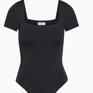 Babaton Contour Squareneck Shortsleeve Bodysuit